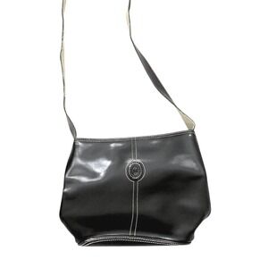 Mondani purse black with contrast stitching.